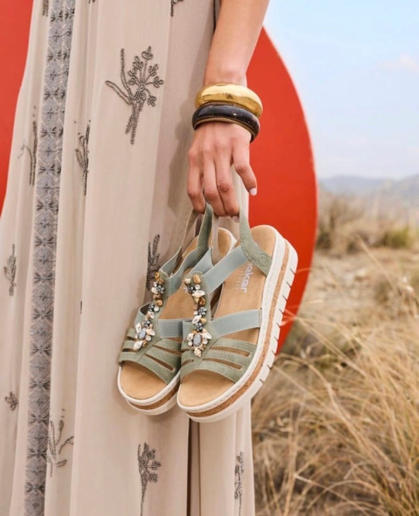 sandal.jpg
